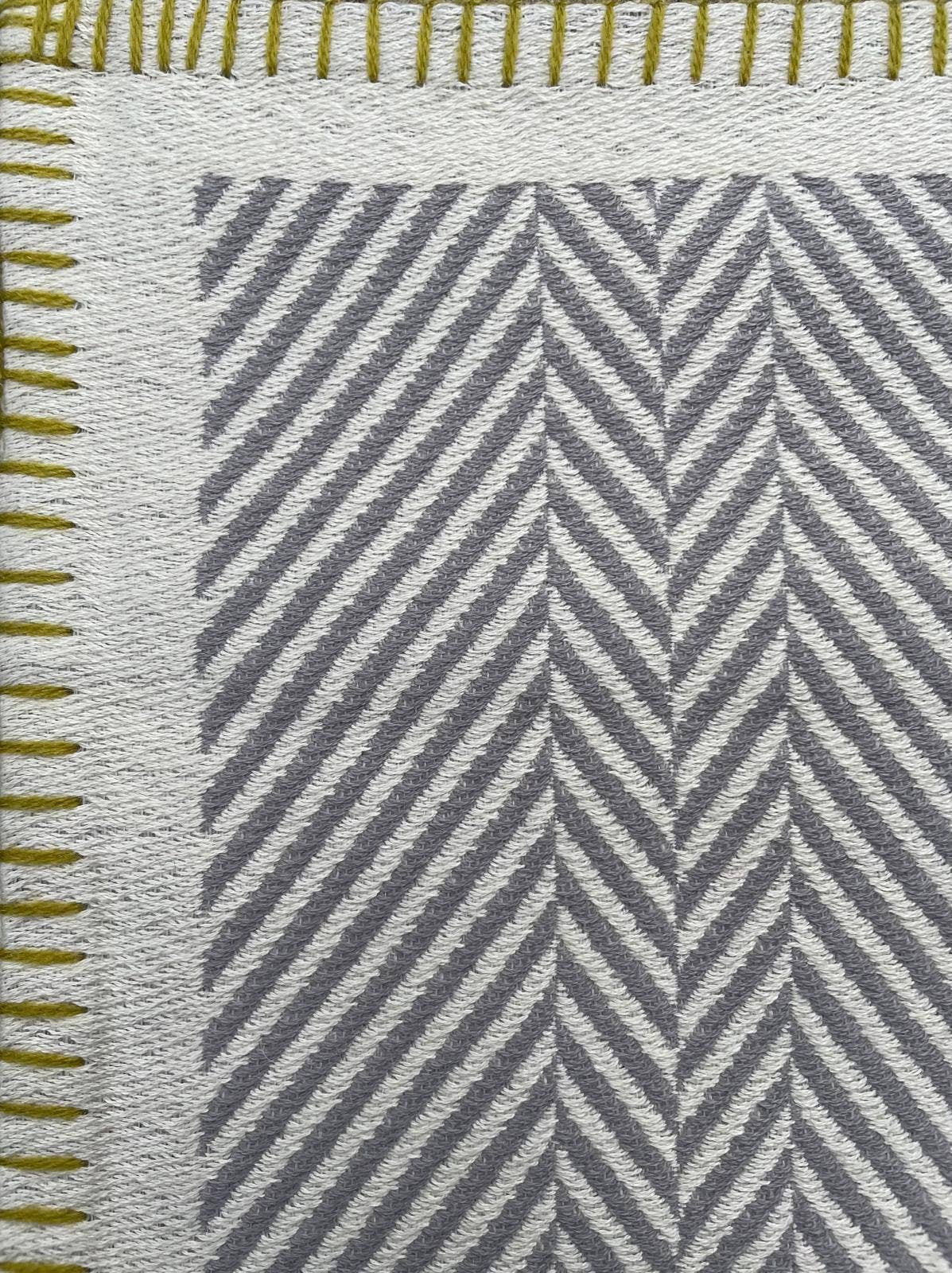 NEW PORT CUSHION - WOOL AND COTTON