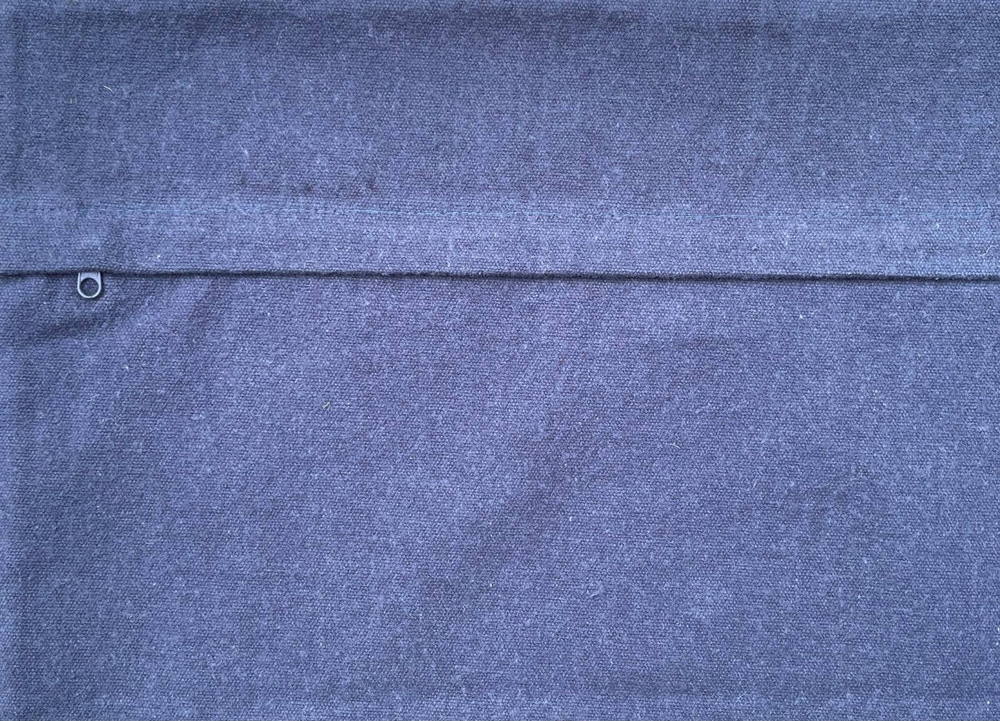 PUNHAKA CUSHION - WOOL AND COTTON