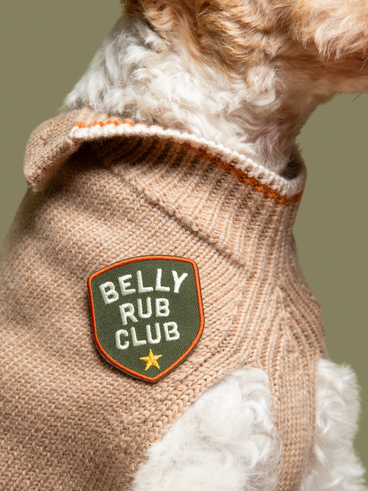 Silitettävä kangasmerkki, "BELLY RUB CLUB"