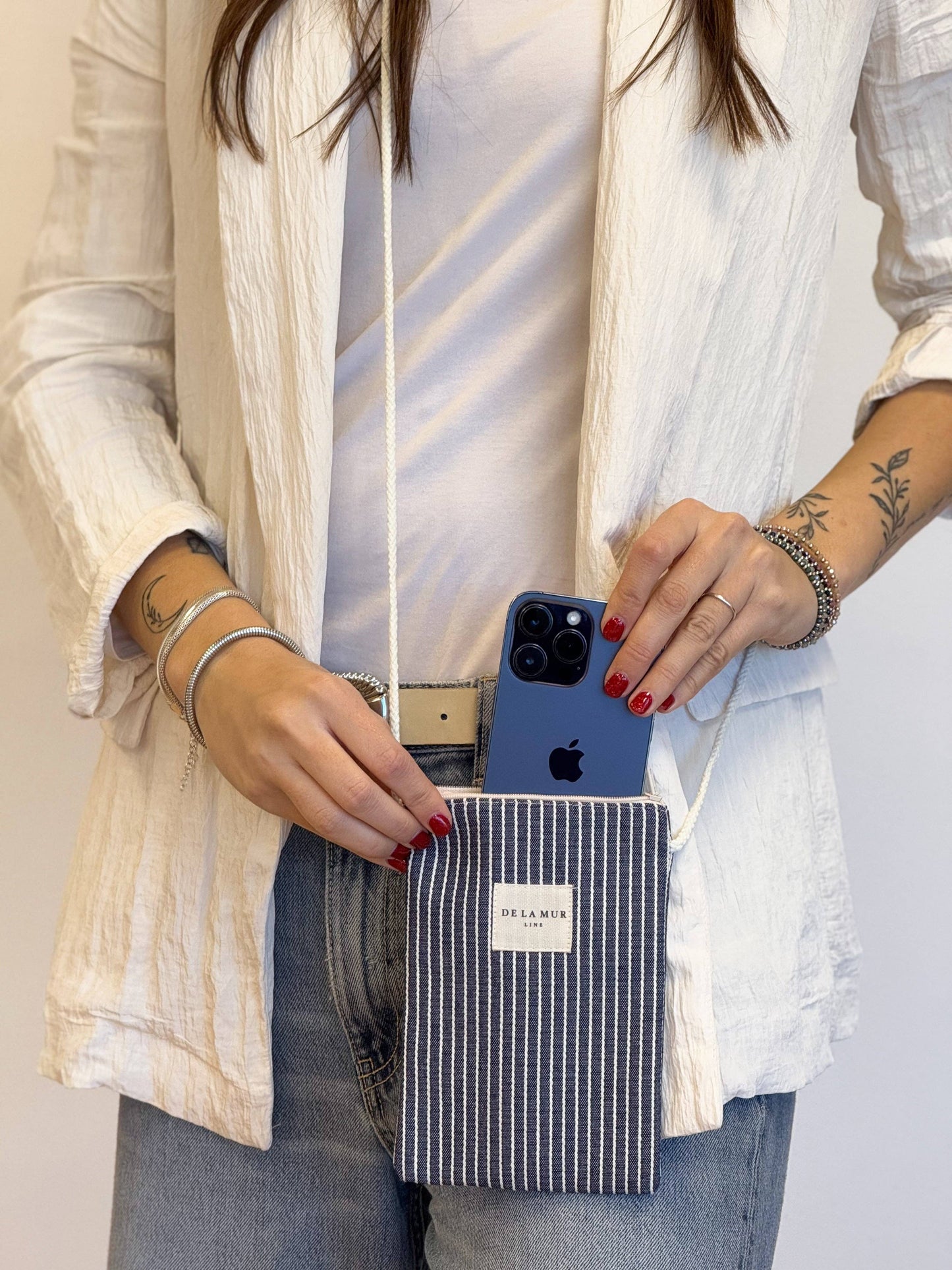 Paola Mobile Phone Pouch