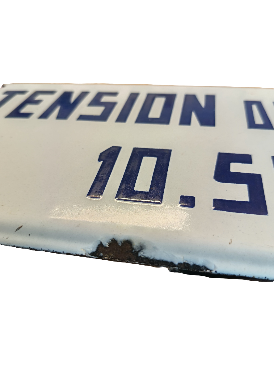 Emalikyltti, Tension de service, 10.500V