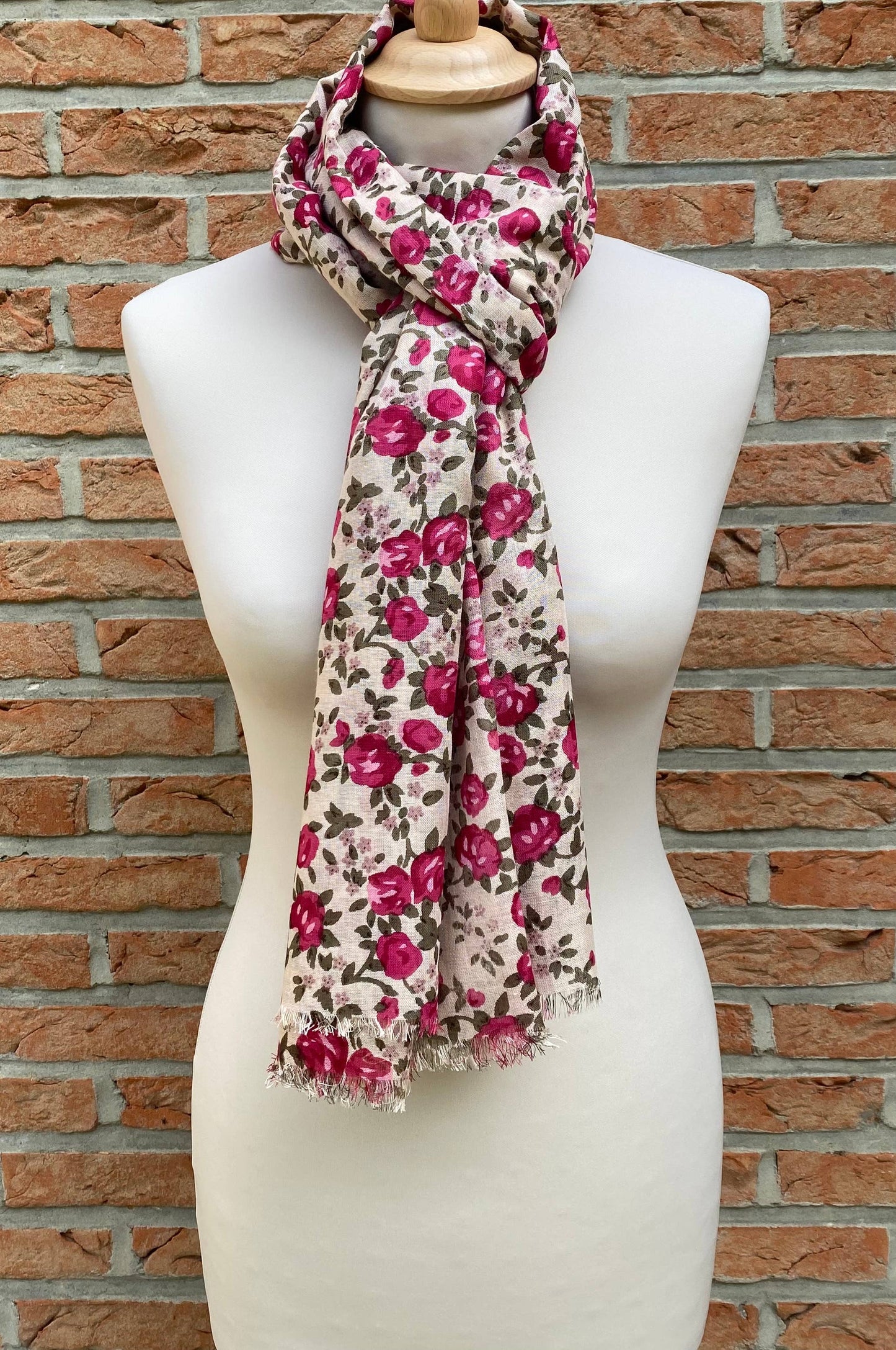JULIA SCARF - 100% VISCOSE