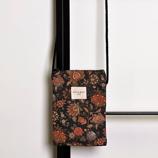 Creta Mobile Bag